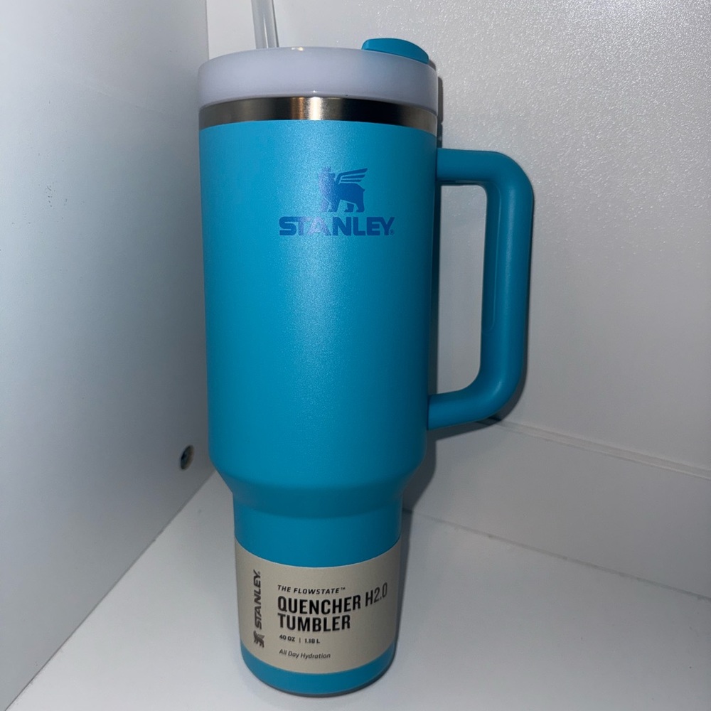 Stanley Blue Quencher Tumbler